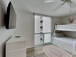 Shoreline Towers by Southern Vacation Rentals