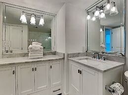 Shoreline Towers by Southern Vacation Rentals