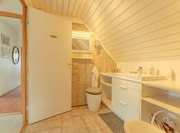 Great 3 BR Loft Apt - Views-Free Parking