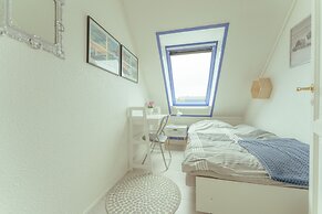 Great 3 BR Loft Apt - Views-Free Parking