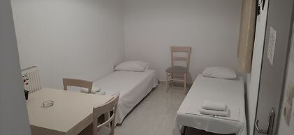 Astron Hotel