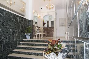 Astron Hotel