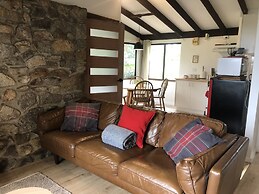 Turicum Chalets AT Monkey Rock Winery