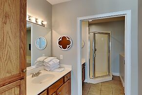 Water's Edge by Southern Vacation Rentals