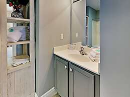 Water's Edge by Southern Vacation Rentals