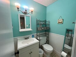 Villas on the Gulf Breeze by SVR