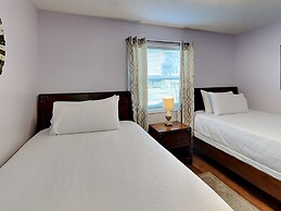 Villas on the Gulf Breeze by SVR