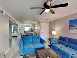 Villas on the Gulf Breeze by SVR