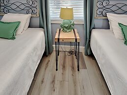 Villas on the Gulf Breeze by SVR