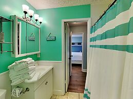 Villas on the Gulf Breeze by SVR