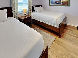 Villas on the Gulf Breeze by SVR