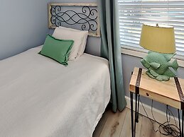 Villas on the Gulf Breeze by SVR