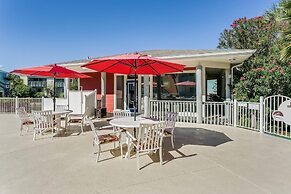 Villas on the Gulf Breeze by SVR