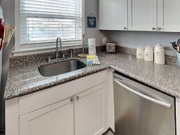 Villas on the Gulf Breeze by SVR