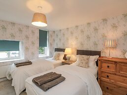 5 Rosedale Abbey