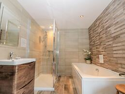 5 Rosedale Abbey