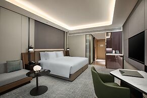 Crowne Plaza Zhengzhou High Tech Zone by IHG
