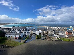 Portrush Penthouse Stunning Harbour & Atlantic Views