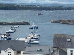 Portrush Penthouse Stunning Harbour & Atlantic Views