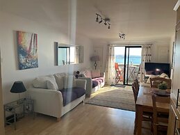 Portrush Penthouse Stunning Harbour & Atlantic Views