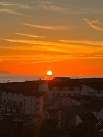 Portrush Penthouse Stunning Harbour & Atlantic Views