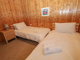 Lodge 16