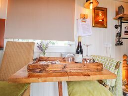 Bracken Hut at Copy House Hideaway