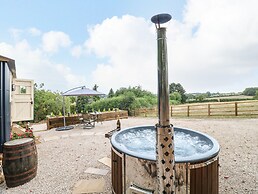 High Grounds Shepherd's Hut