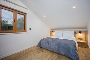 Oleander Urban Suites