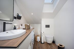 Oleander Urban Suites