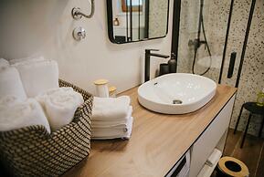 Oleander Urban Suites