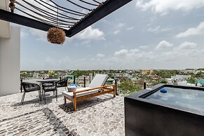 Luxury 1 Bedroom Penthouse by Iik Tulum