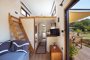 Nomade Caravan Camping