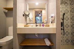 Nomade Caravan Camping