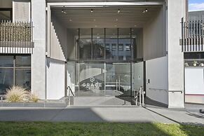 Lovely and warm one bedroom in the CBD