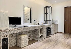 Brown Dot Hotel Buan Byeonsan