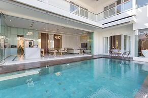 Villa Louis Legian by Nagisa Bali