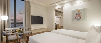 Hyatt Regency Izmir IstinyePark