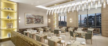 Hyatt Regency Izmir IstinyePark