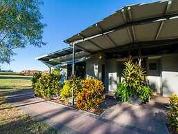 Discovery Resorts- Lake Argyle