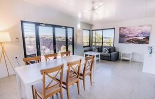 Discovery Resorts- Lake Argyle