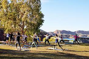 Discovery Resorts- Lake Argyle