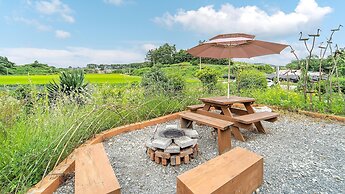 Taean Todamgil Pension