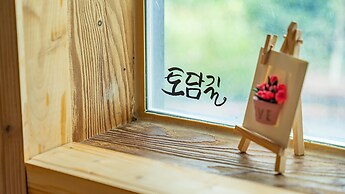 Taean Todamgil Pension