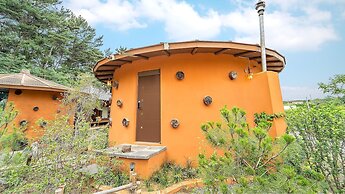 Taean Todamgil Pension