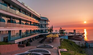 Litz Resort