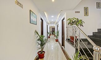 Treebo Royal Empire Adarsh Nagar, Chandigarh