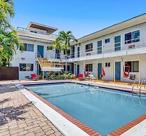 Hollywood Beach Pool Family Vacation Home