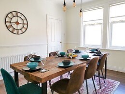 Northern Angel Apartments - By Week2Week