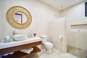 Tanik Tulum By Lockey